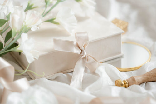 Luxury gift box to deliver your collection of wedding photos